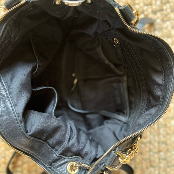 Michael Kors black leather cross-body shoulder bag - Picture 4 of 4